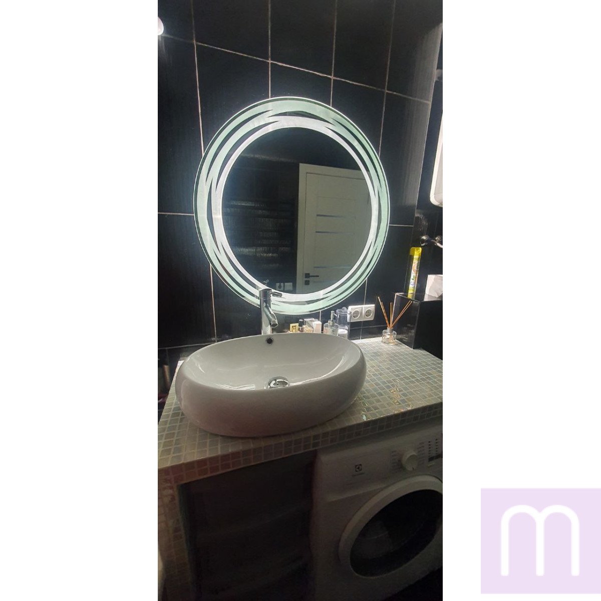 Кругле дзеркало з LED підсвічуванням Crown - image 0